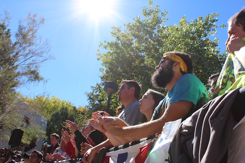 Hillary Clinton supporters listen closely to Sanders as he tells them about Clinton's plans for the presidency. Sen. Sanders says he urges people to vote for Clinton on Nov. 8. Photo by Jessica Robertson / NM News Port