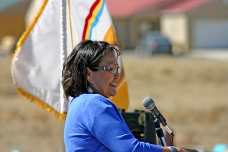 delores_groundbreaking2